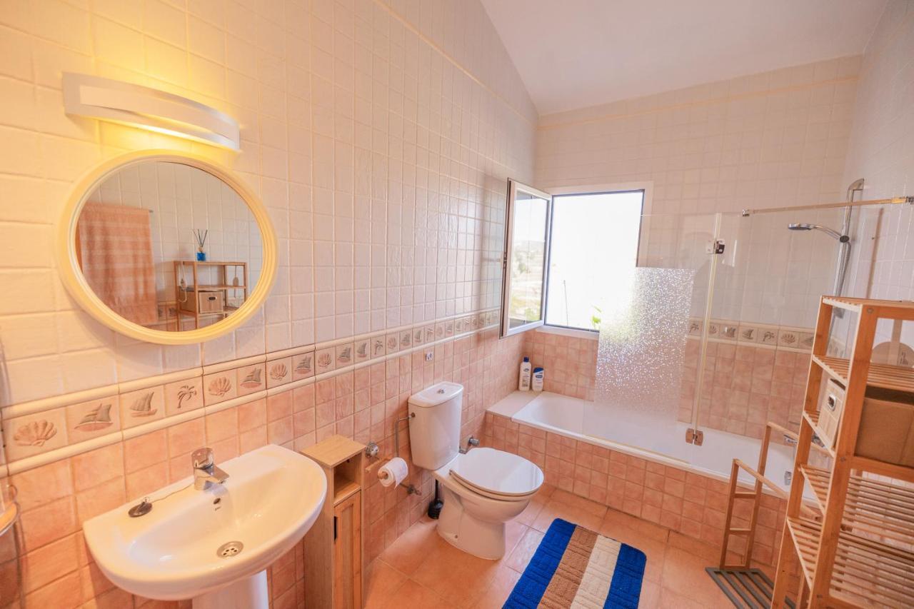 Casa Amaya - Spacious House With Pool, Large Garden, Bbq, 2 Terraces, And Ideal Location El Charco  Extérieur photo