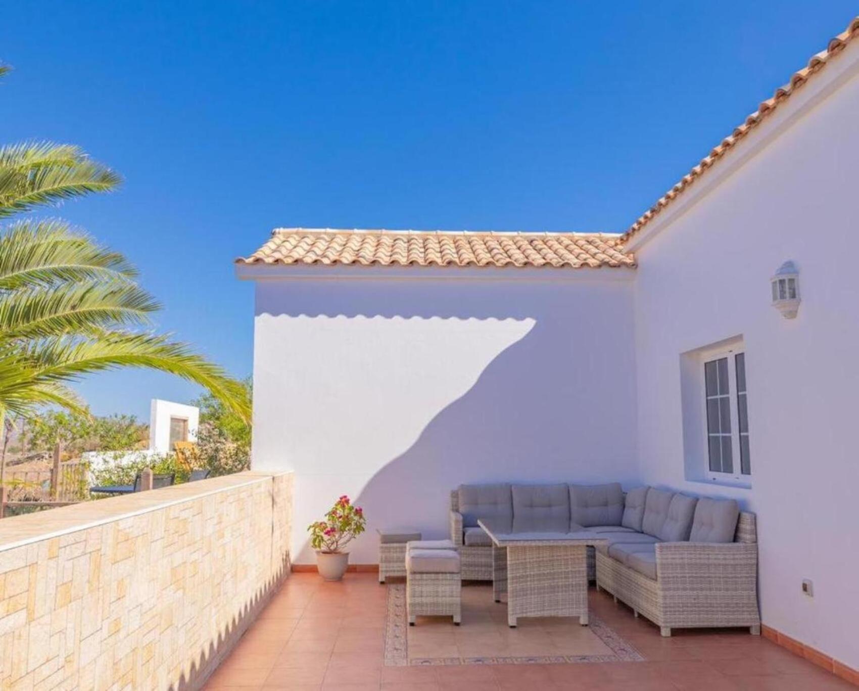 Casa Amaya - Spacious House With Pool, Large Garden, Bbq, 2 Terraces, And Ideal Location El Charco  Extérieur photo